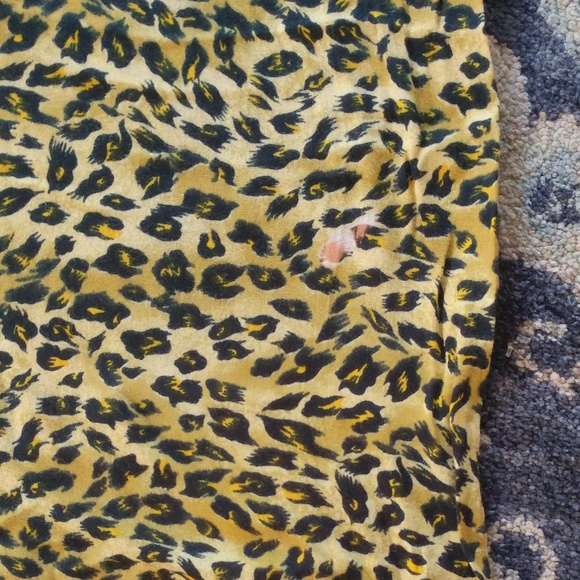 Sarong Wrap - Animal Print - Picture 2 of 3